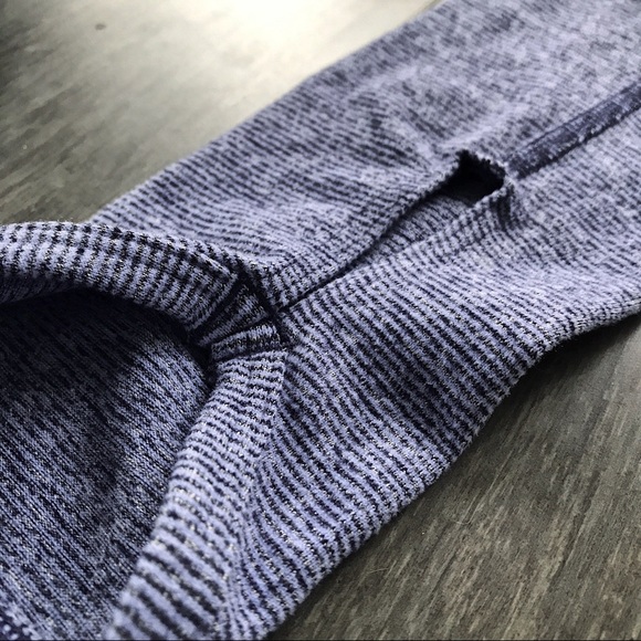 ⚡️FLASH SALE⚡️ LUCY Tech Blue Striped Long Sleeve Shirt - Picture 5 of 6